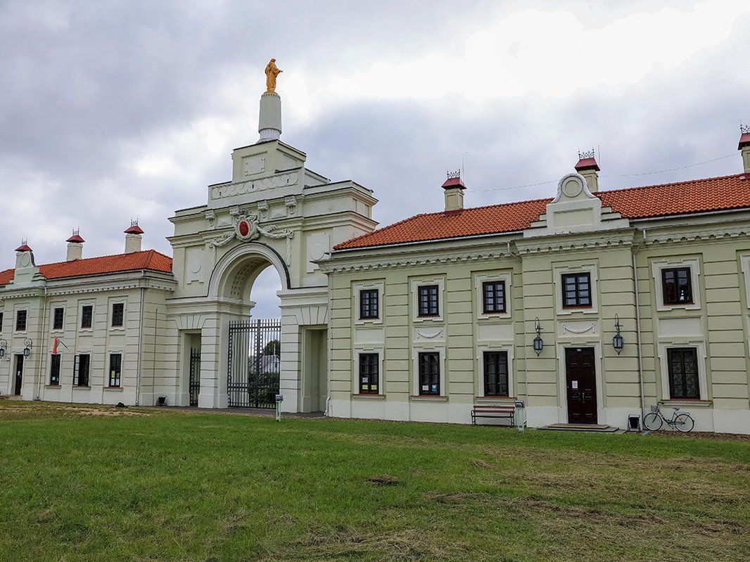 Ружанский дворец